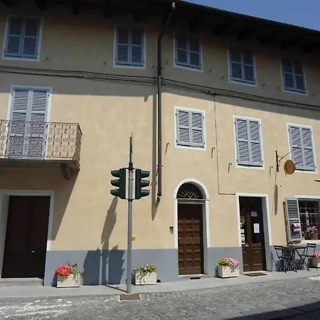 Holiday home 4 Tea 4 House Romano Canavese